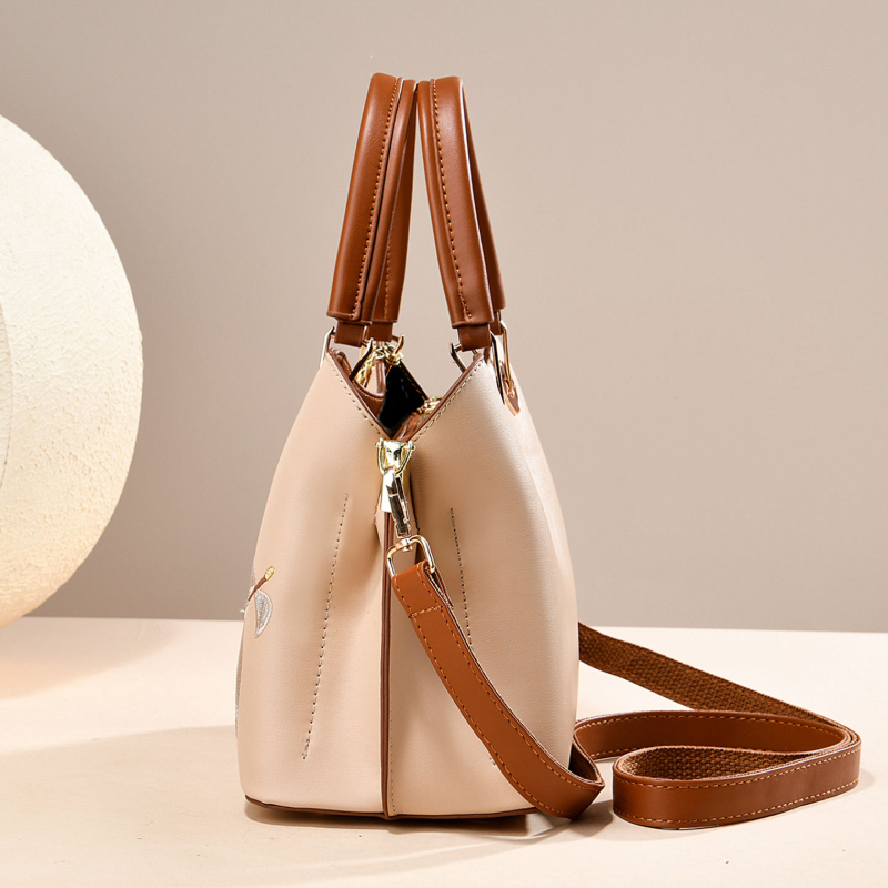 حقائب يد مطرزة على الطراز الصي - مراجعة Women Bags Luxury وسعره