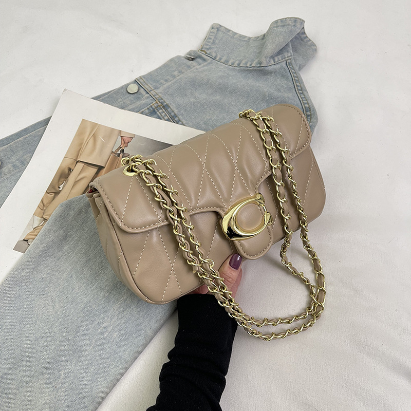 حقيبة نسائية مبطنة بسلسلة بتصم - مراجعة Women Bags Chanel وسعره