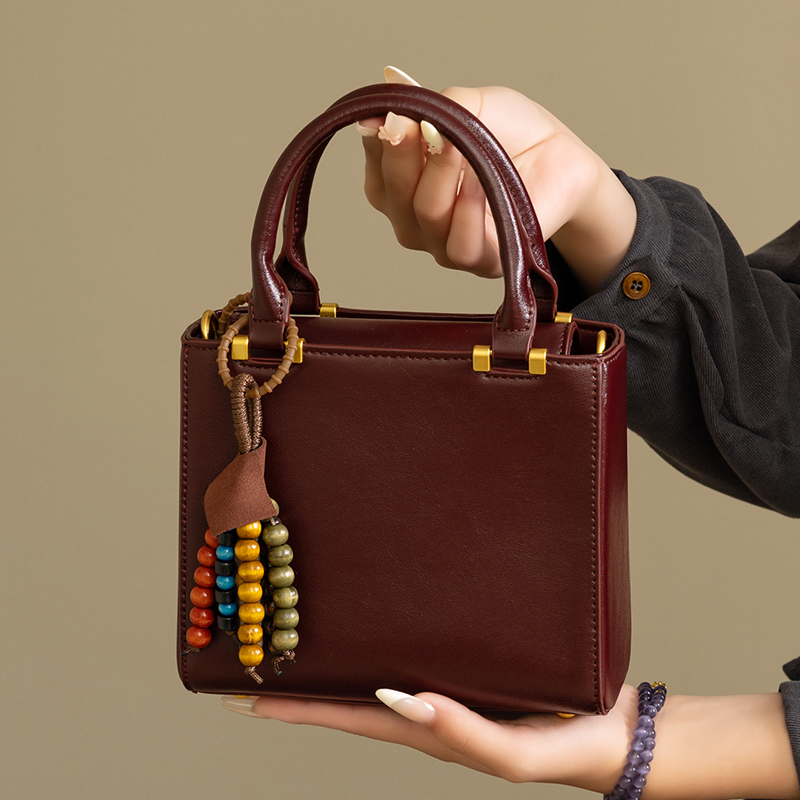 حقائب كلاسيكية صغيرة للنساء، ح - مراجعة Women Bags Luxury وسعره