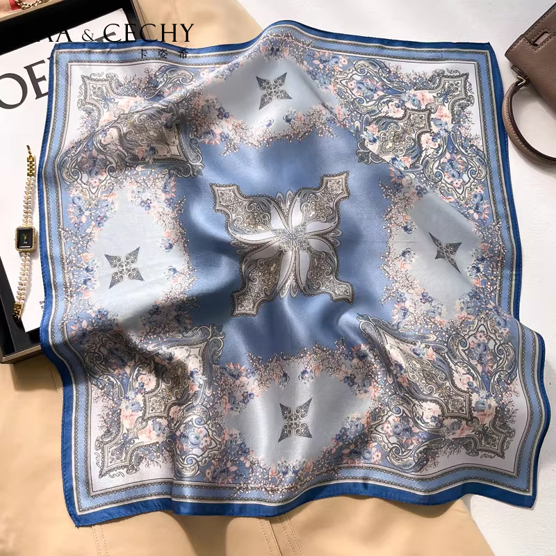 وشاح مربع من الحرير الطبيعي 10 - مراجعة Women Bags Luxury وسعره