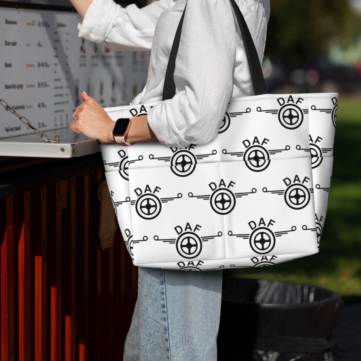 حقيبة شاطئية كبيرة بتصميم شعار - مراجعة Women Bags Vector وسعره